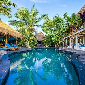 The Green Otel